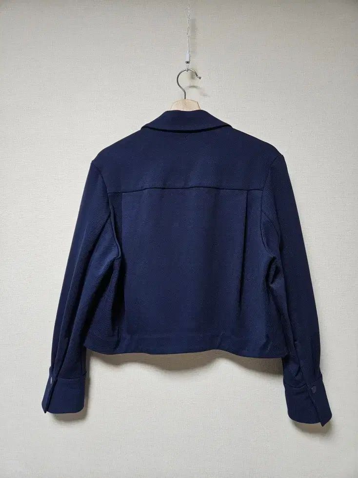 COS コス ネイビークロップド ツイル ジャケット Sサイズ - メルカリ