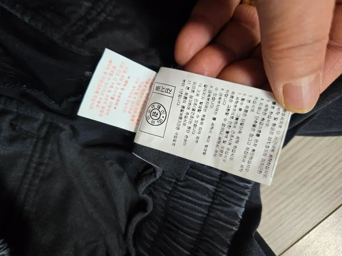 OWN ROOTSBlack Cargo jogger Pants &frasl;ブラックカーゴジョガーパンツ ライフワーク ブラック カーゴ ジョガーパンツ