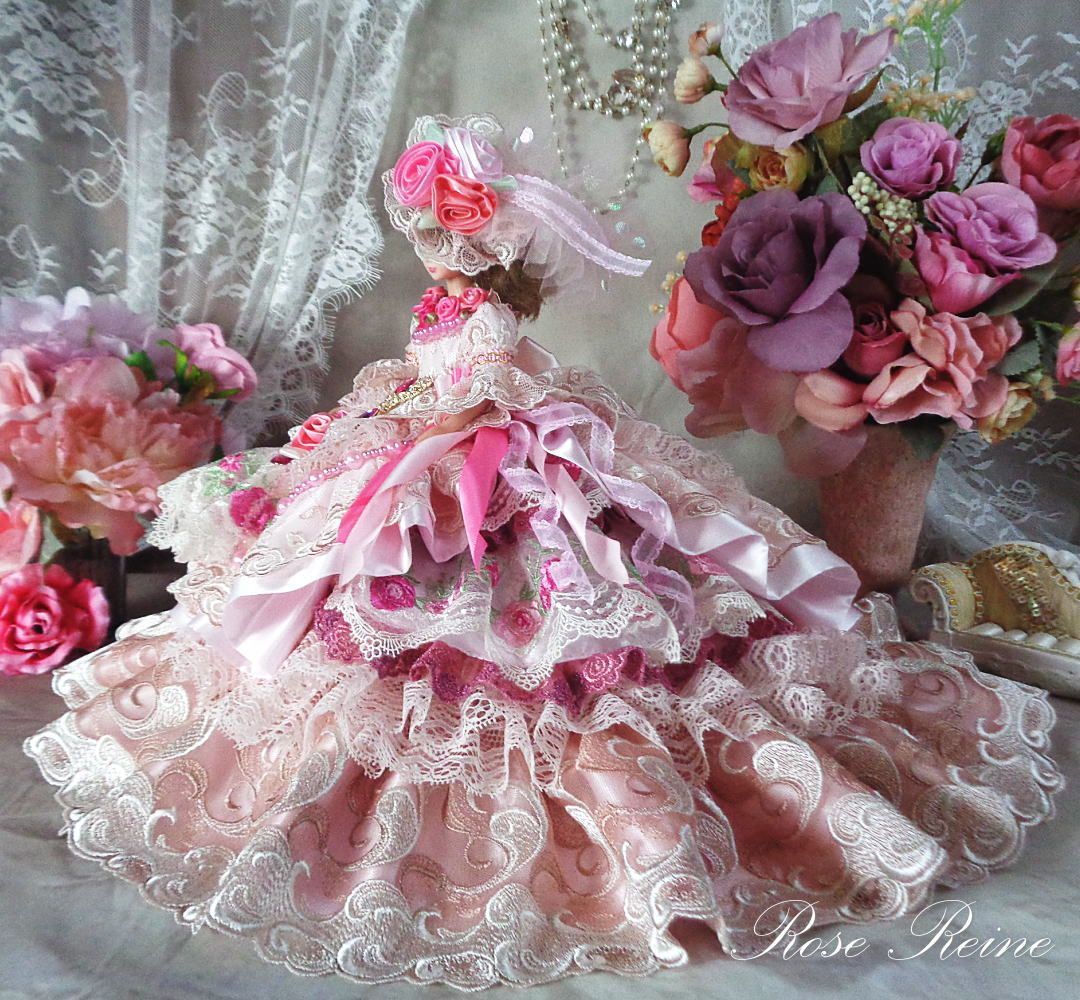 ベルサイユの薔薇 ハニーピンクのアシンメトリーボリュームフリル