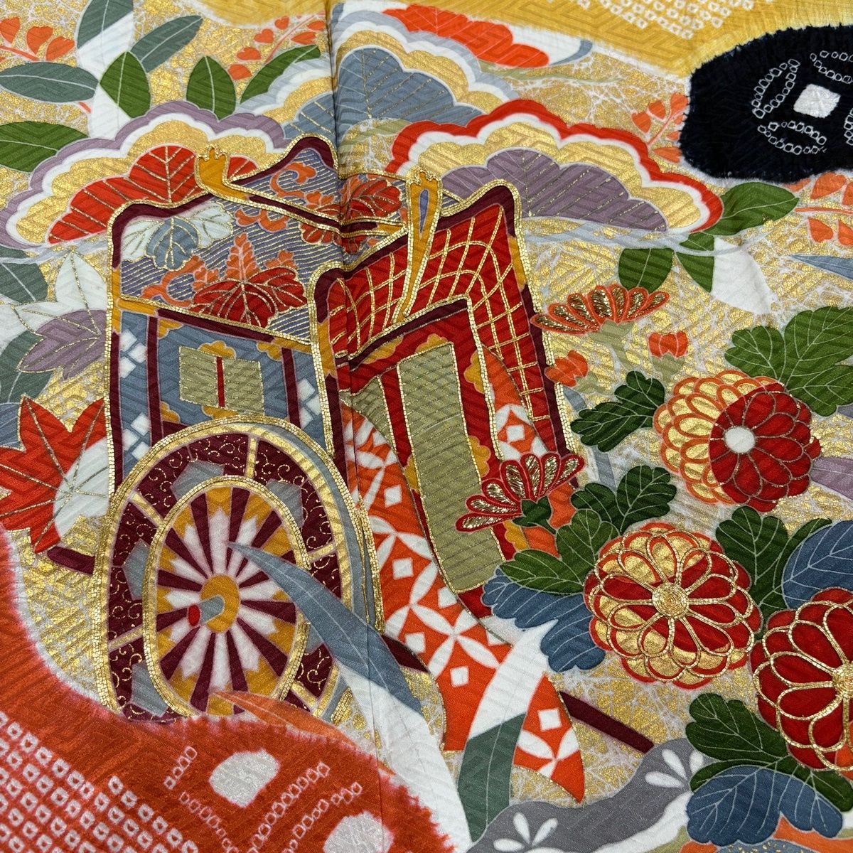 ミッキーマウス 赤 花々 橙 振袖 身丈156 振袖 身丈156.5cm 裄丈65cm M 袷 御所車 菊 金糸 絞り オレンジ 正絹