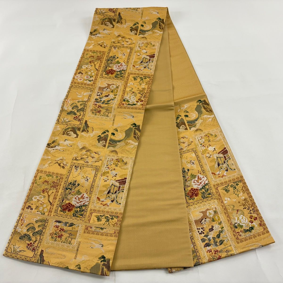 美品】 袋帯 秀品 本金箔つづれ 琳派瑞祥錦 草花 御所車 金銀糸 箔