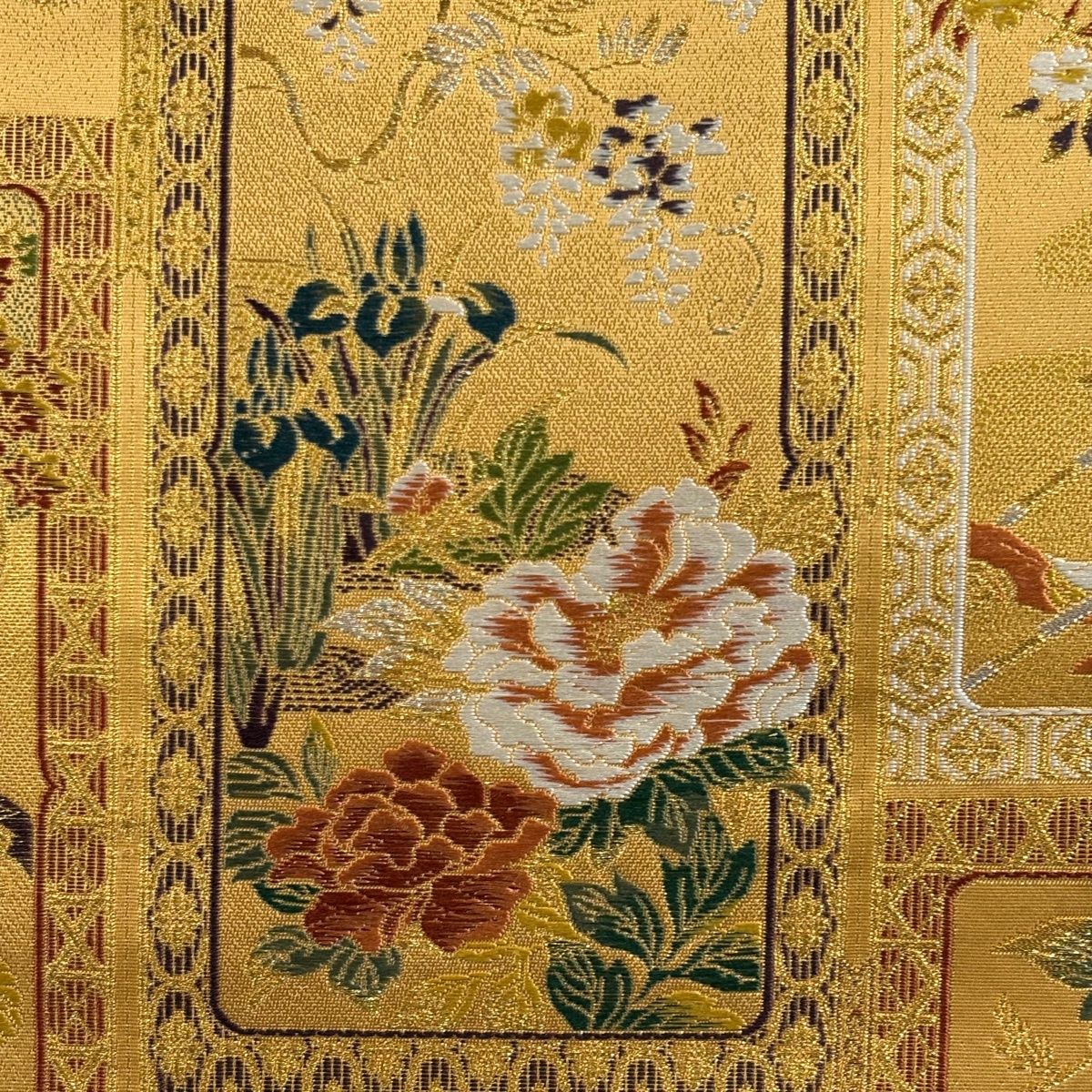 美品】 袋帯 秀品 本金箔つづれ 琳派瑞祥錦 草花 御所車 金銀糸 箔