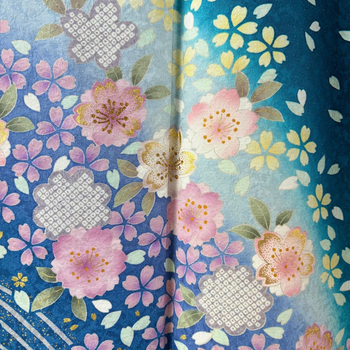美品】 振袖 身丈160cm 裄丈65cm M 袷 桜 青海波 銀通し 金彩 青緑