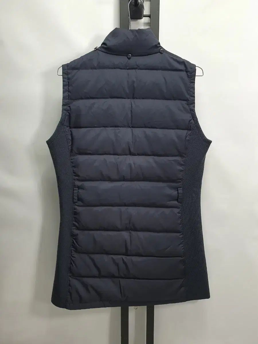 パーリーゲイツ 軽量 ダウン ベスト ネイビー 2 - メルカリ