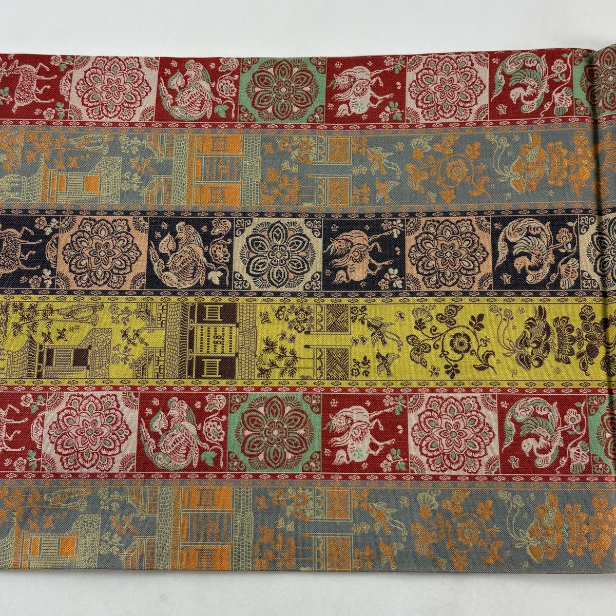 美品】 開き名古屋帯 逸品 龍村美術織物 比翼仕立て 紅牙瑞錦 銀糸