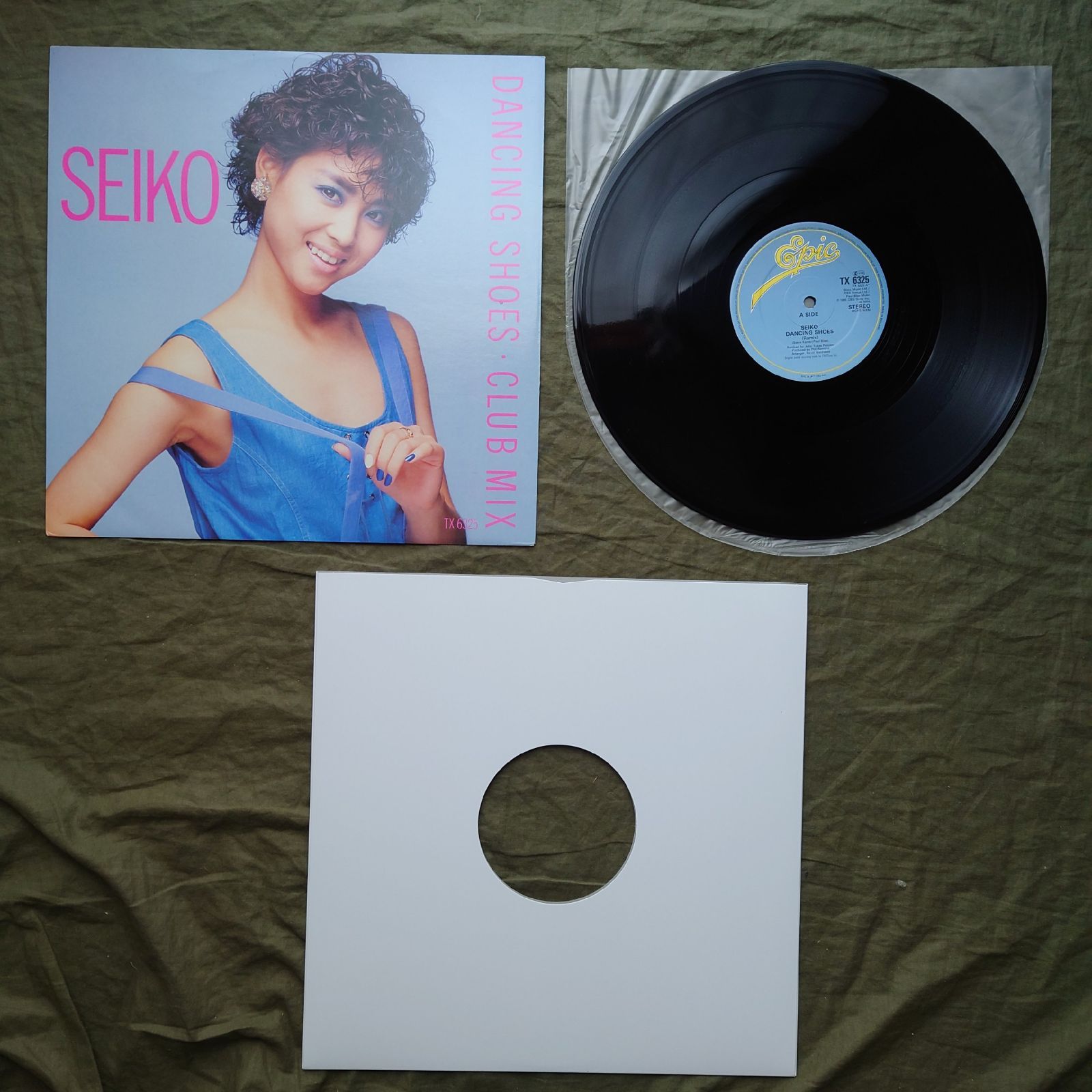 美盤 良ジャケ レア盤 1985年 英国盤 松田聖子 12''EPレコード Dancing