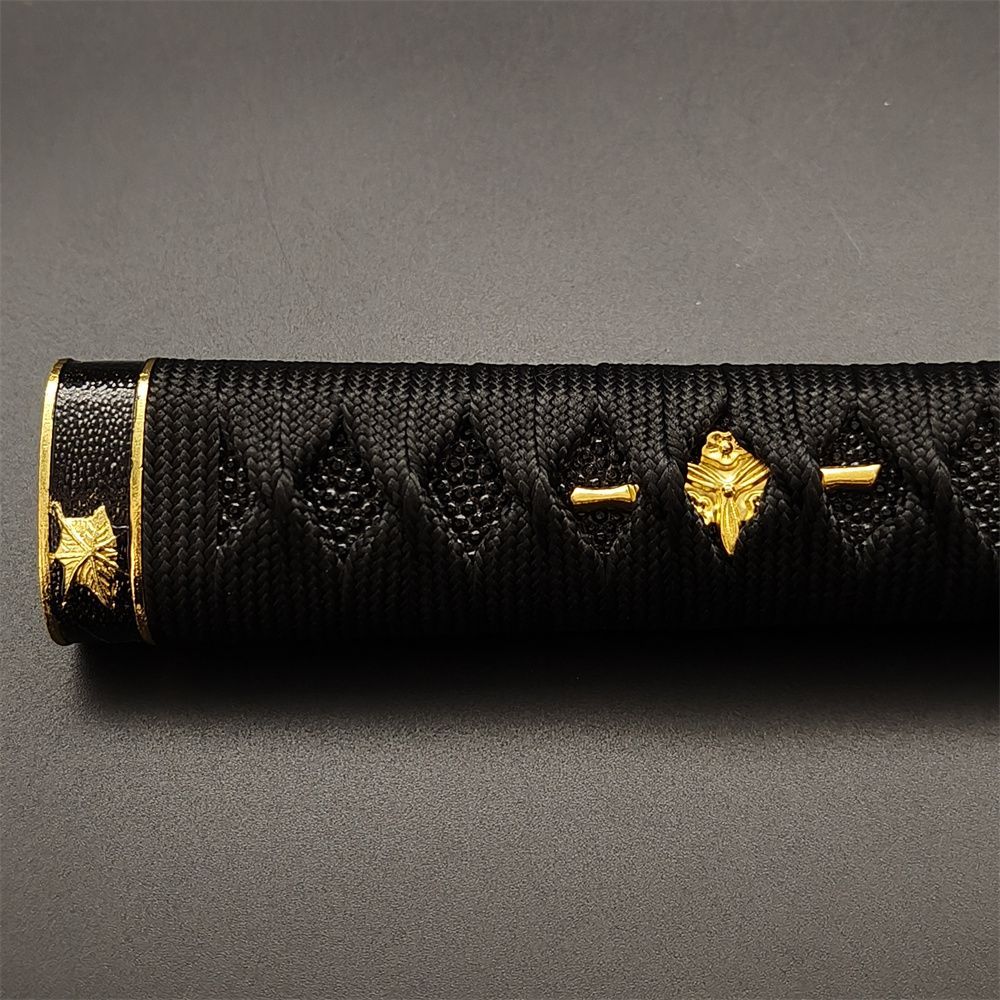 柄前 目貫 縁頭 柄巻 日本刀 刀装具 古美術 江戸時代 時代物 日本刀柄 紅葉縁頭 桜目貫 mbz17 日本刀装具 新品 全長約26CM 本鮫皮