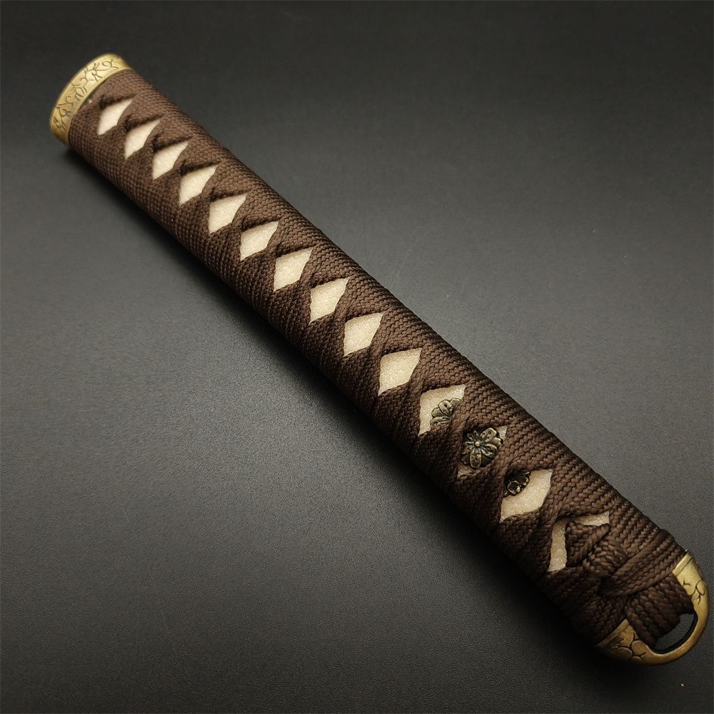 日本刀柄 唐草縁頭 桜目貫 mbz21 日本刀装具 新品 全長約26CM 本鮫皮
