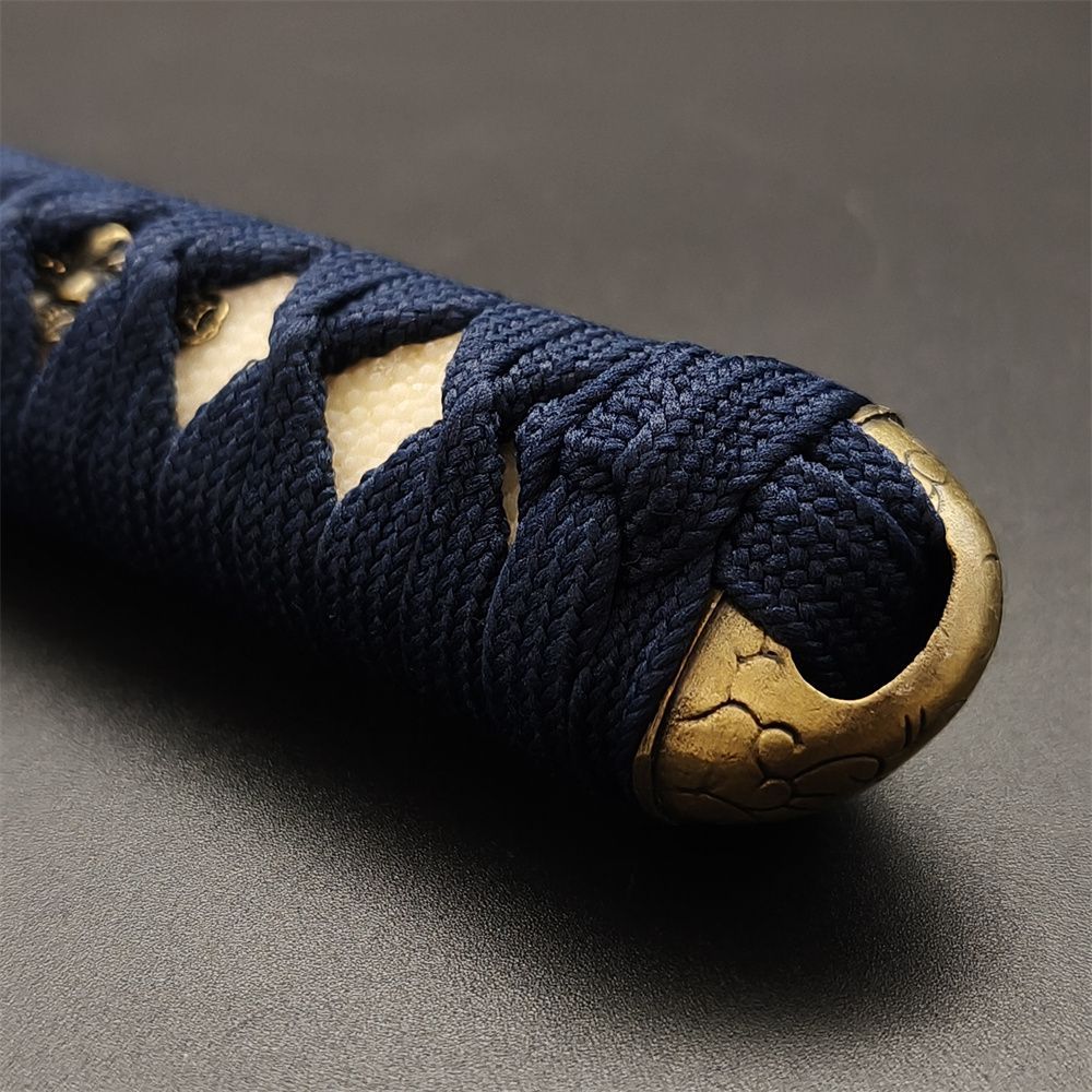 日本刀柄 唐草縁頭 桜目貫 mbz22 日本刀装具 新品 全長約26CM 本鮫皮