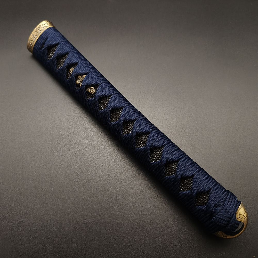 日本刀柄 唐草縁頭 桜目貫 mbz23 日本刀装具 新品 全長約26CM 本鮫皮