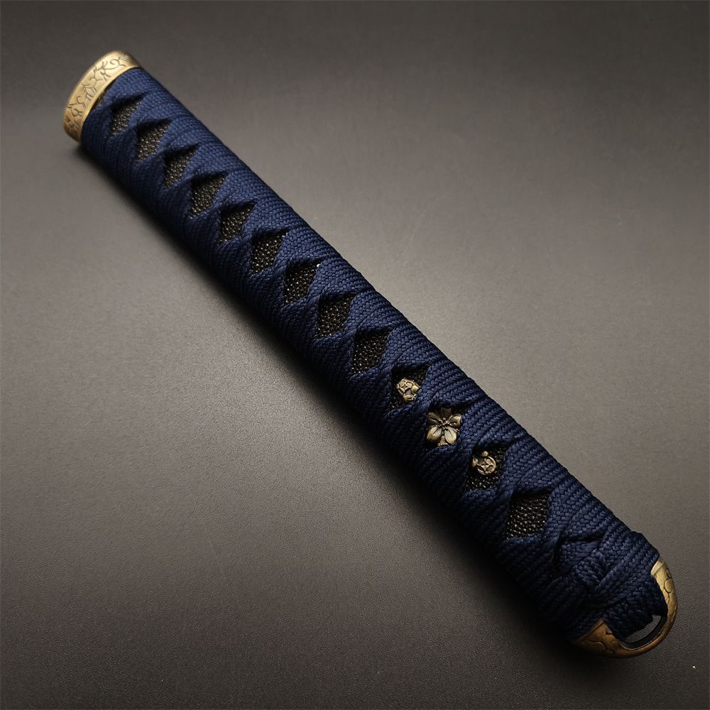 日本刀柄 唐草縁頭 桜目貫 mbz23 日本刀装具 新品 全長約26CM 本鮫皮
