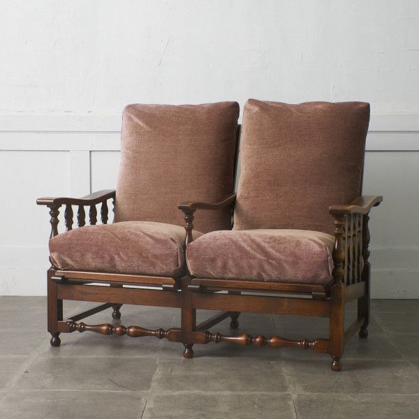 オーク材 アンティーク スタイル 2人掛け ソファ ラブソファ アームチェア 2シーター リクライニング 肘掛け チェア クラシック 97673