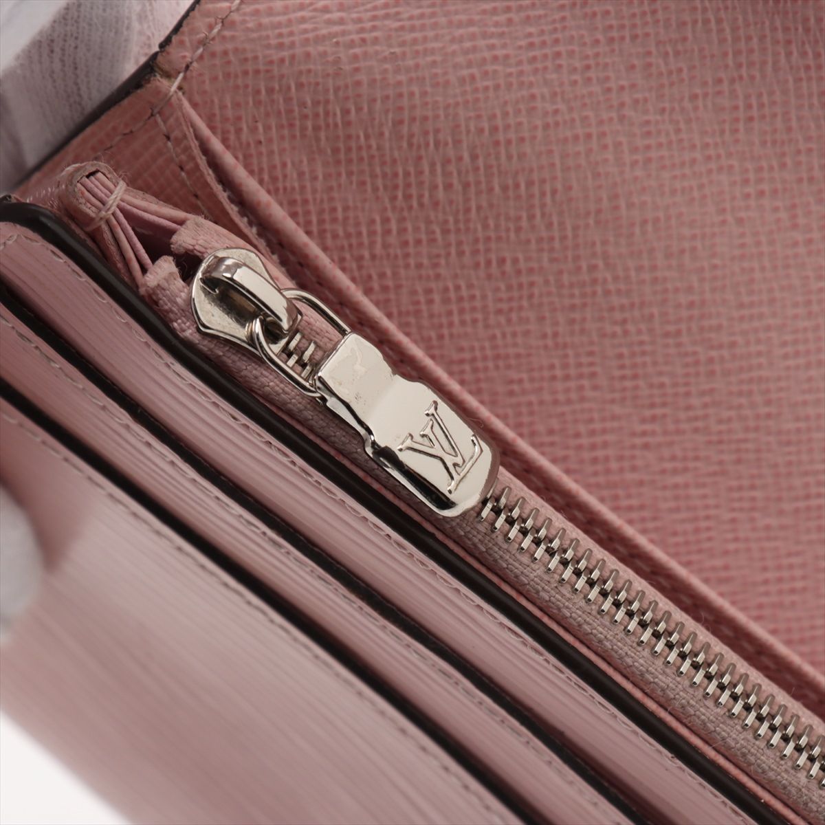 ルイヴィトン LOUIS VUITTON 長財布 M61394 ポルトフォイユサラ エピ 
