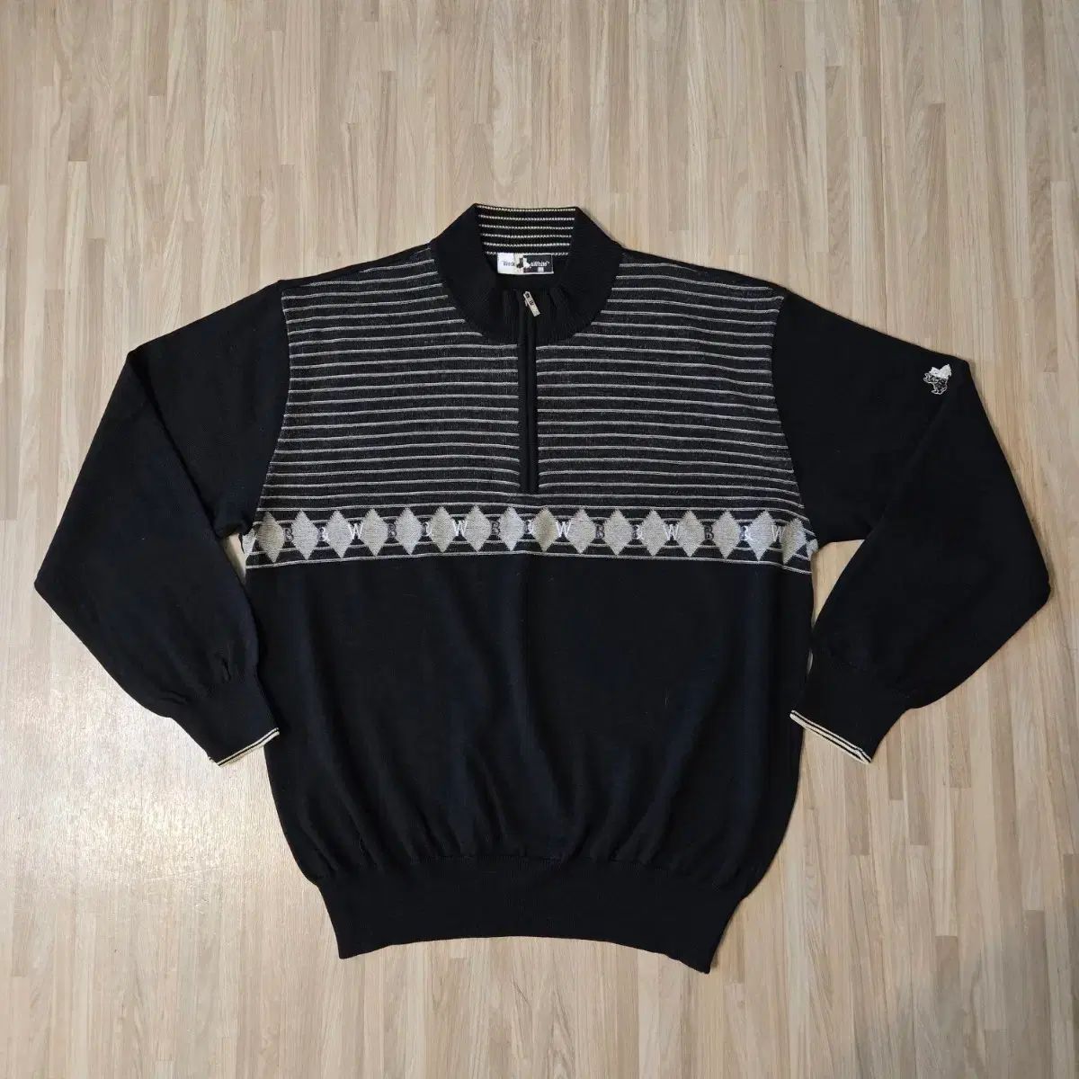 100 105) ブラック＆ホワイト ハーフネック ニット