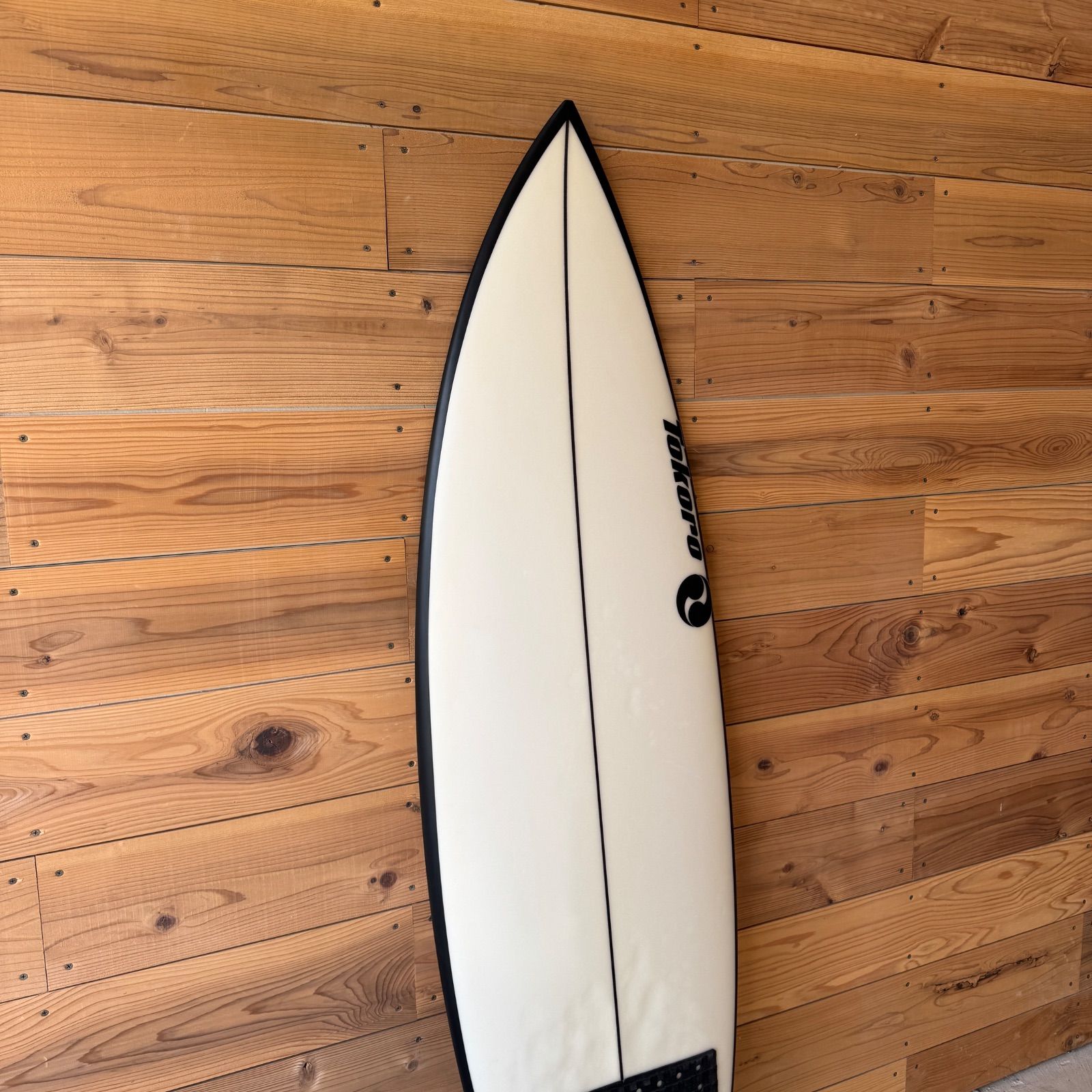 美中古 TOKORO トコロ サーフボード 5'8 SFS 24.5L ブラックレール PU