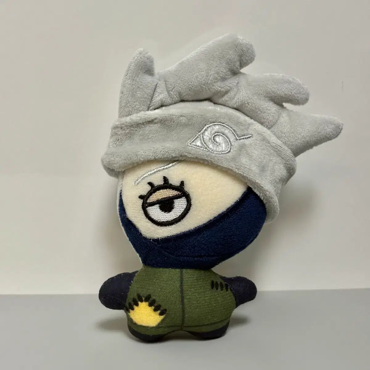 ナルト カカシ　ぬいぐるみキーホルダー 応募者全員サービス　公式額当てセット ナルト疾風伝 NARUTO 中国限定 カカシ ぬいぐるみ キーホルダーの通販