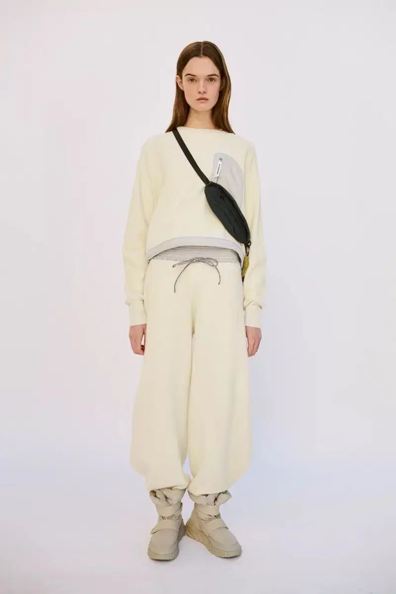 新品 ZARA ザラ × and wander アンドワンダー ニット & スラックス