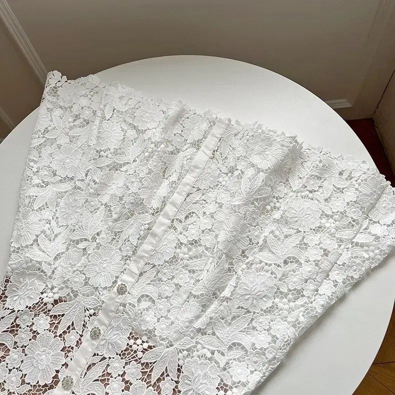 SELF PORTRAIT セルフ・ポートレイト ONE PIECE 新作 - メルカリ