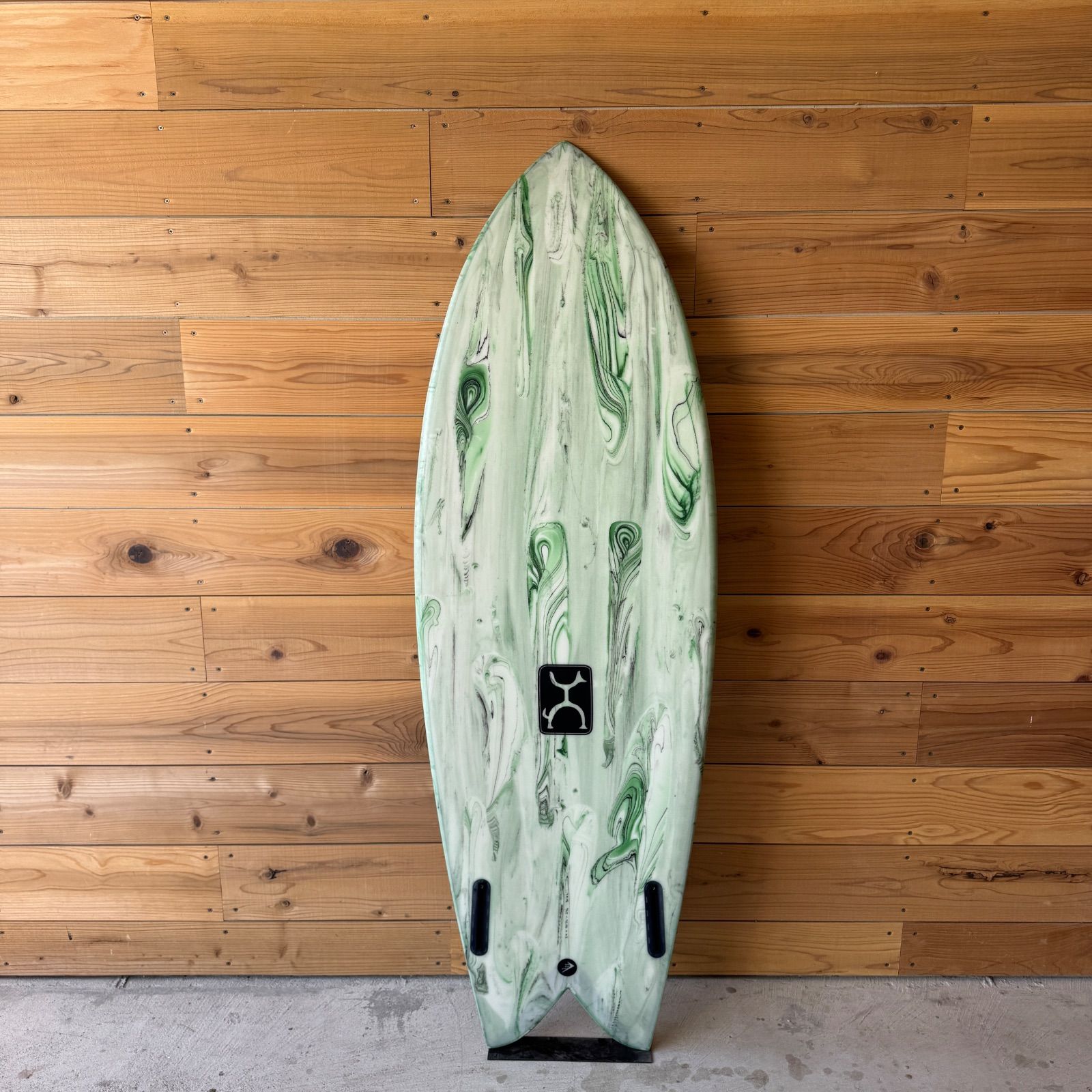 極美品 FIREWIRE ファイヤーワイヤー TOO FISH トゥーフィッシュ 5'4