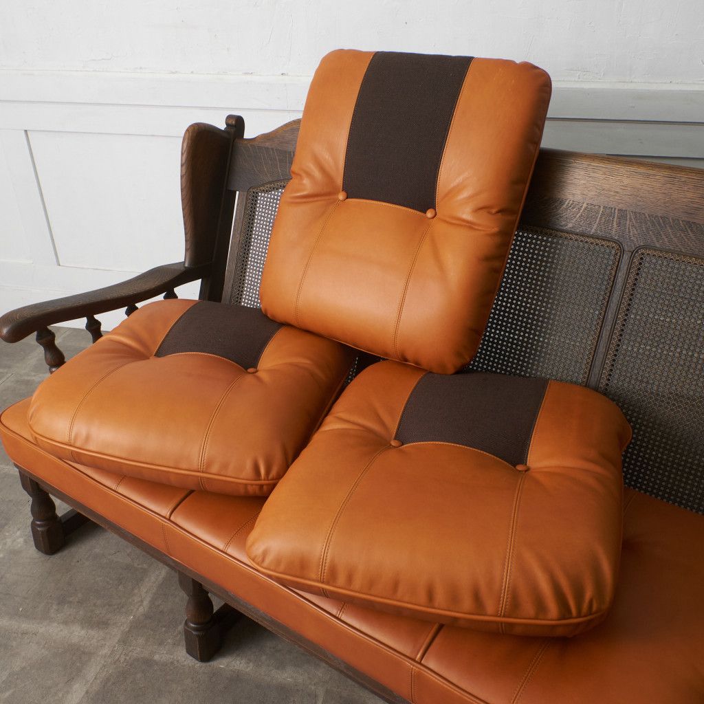 定90万 飛騨産業 キツツキ PROVINCIAL ソファ 本革 3人掛け 無垢材