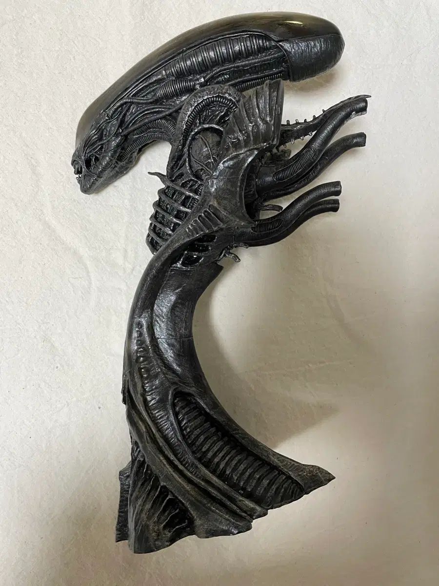 ホットトイズ エイリアン バースト ビッグチャップ 1/4 - メルカリ