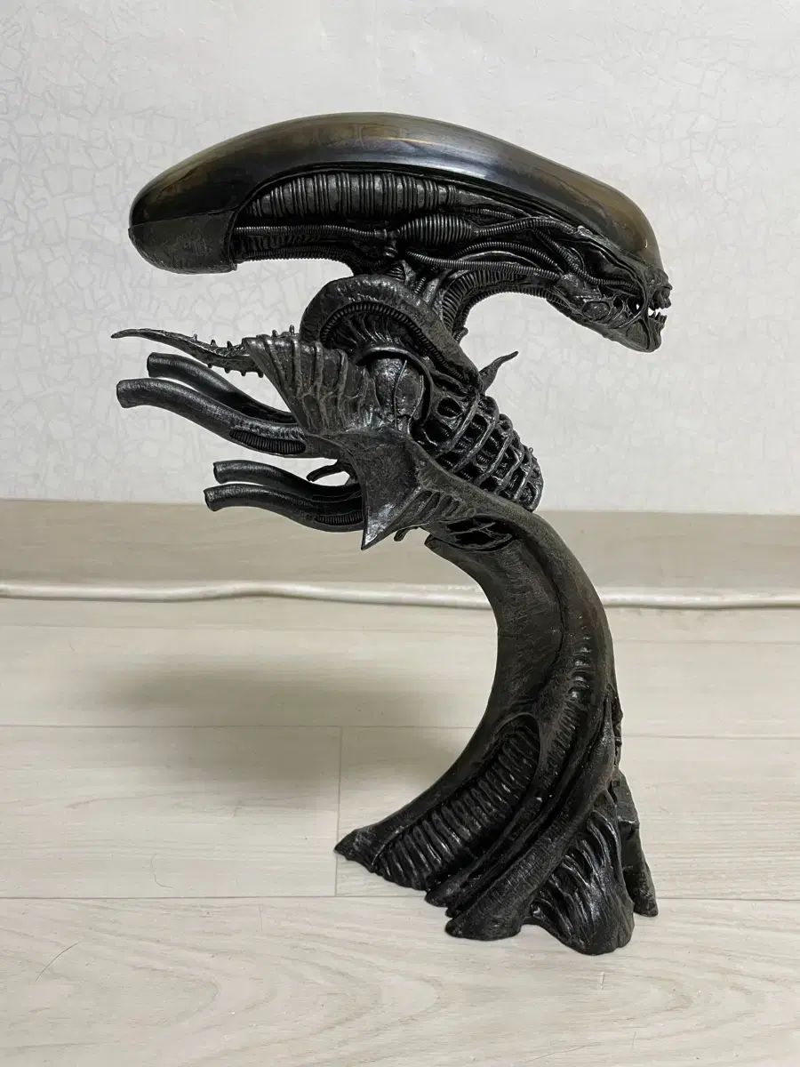 ホットトイズ エイリアン バースト ビッグチャップ 1/4 - メルカリ