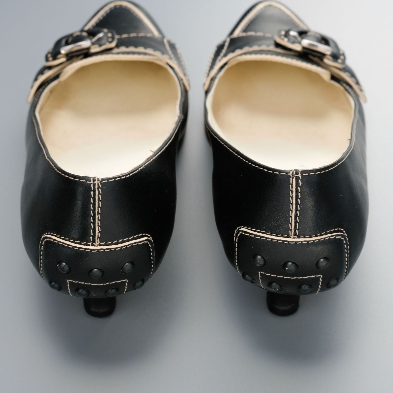 大人気モデル】トッズ TOD'S パンプス ステッチ ローヒール ポイン