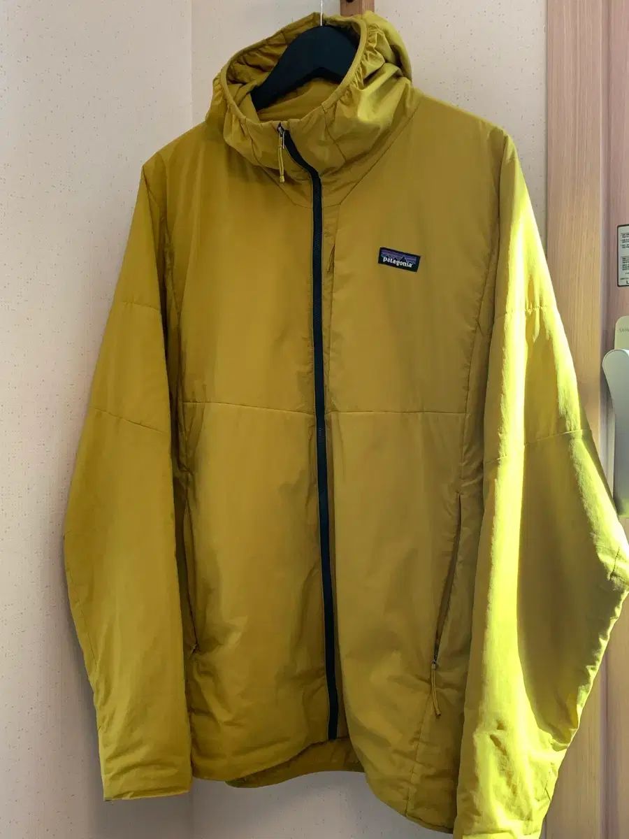 パタゴニア ナノ エアー フーディ mustard color XL