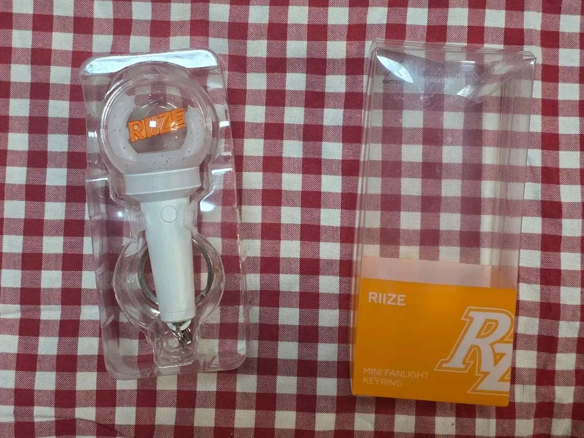 RIIZE（ライズ） ミニ ペンライト RIIZE ライズ ミニ ミニチュア ペン