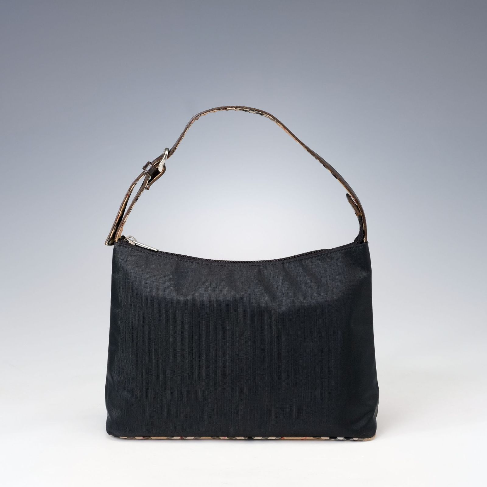 ✨美品✨BURBERRY バーバリー ワンショルダーバッグ ナイロン ロゴ BURBERRY バーバリー ハンドバッグ ノバチェック ワンショルダー ワン