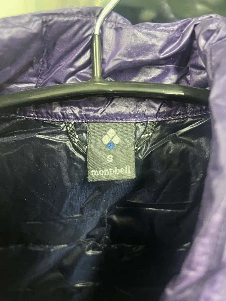 モンベル シューペリア コンバーチブル ダウン ジャケット S 腕 分離型