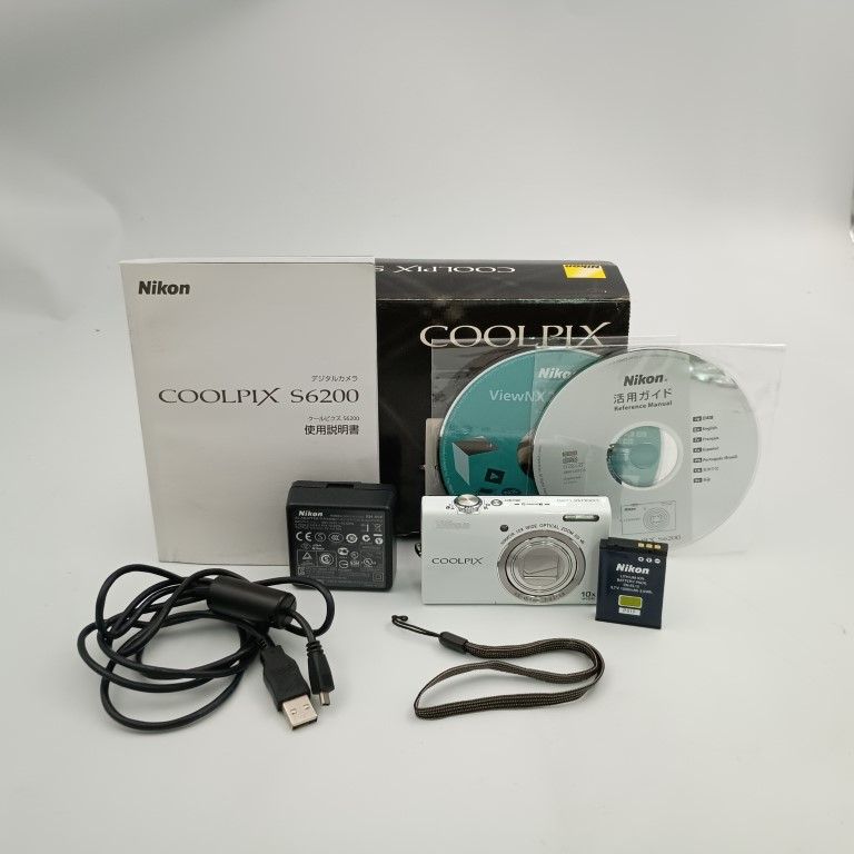 Nikon COOLPIX S6200 White コンパクトデジタルカメラ - メルカリ