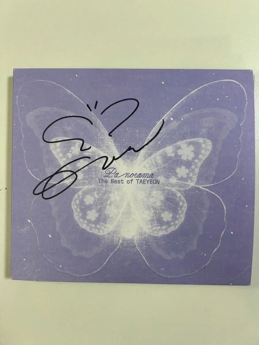 非売品) テヨン サイン入り アルバム - メルカリ