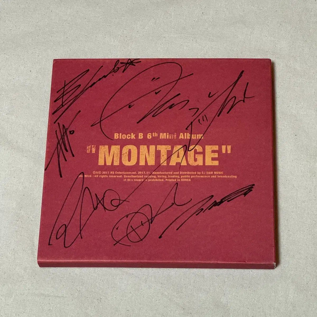 Block B（ブロックビー） ミニ 6集 MONTAGE 全員 サイン入り 非売品