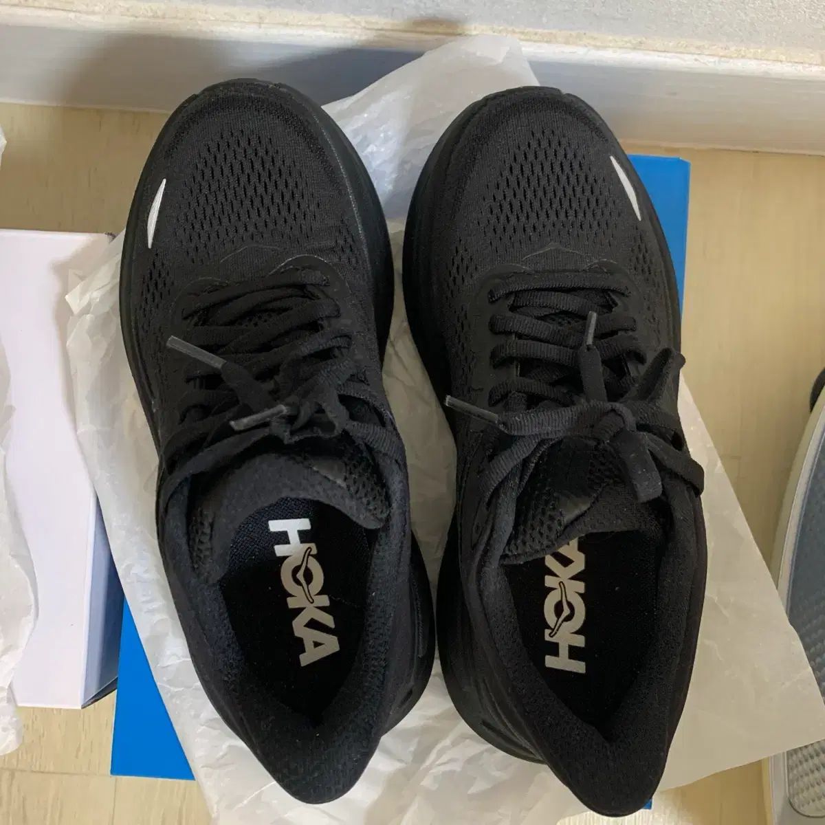  ホカ オネオネ ボンダイ 9 レギュラー 225 登山靴 トレッキングシューズ アウトドアシューズ