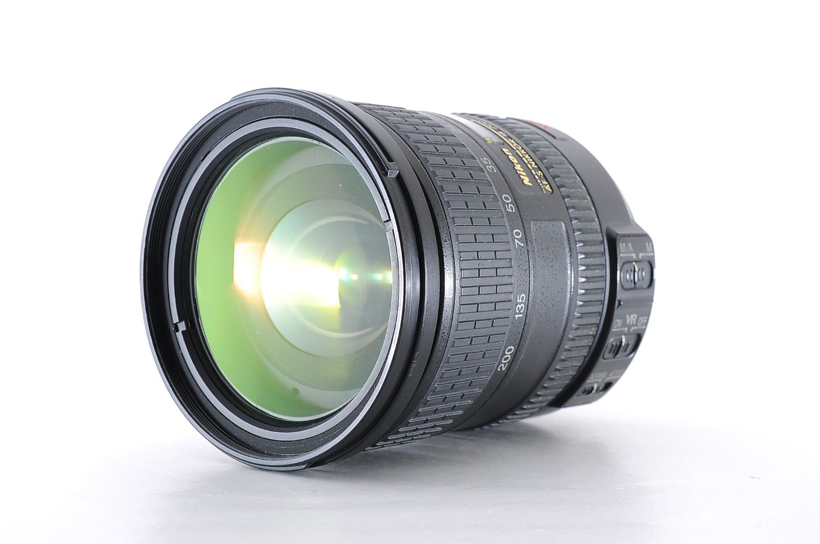 Nikon（ニコン） AF-S DX VR Zoom-Nikkor 18-200mm F3.5-5.6G IF-ED 