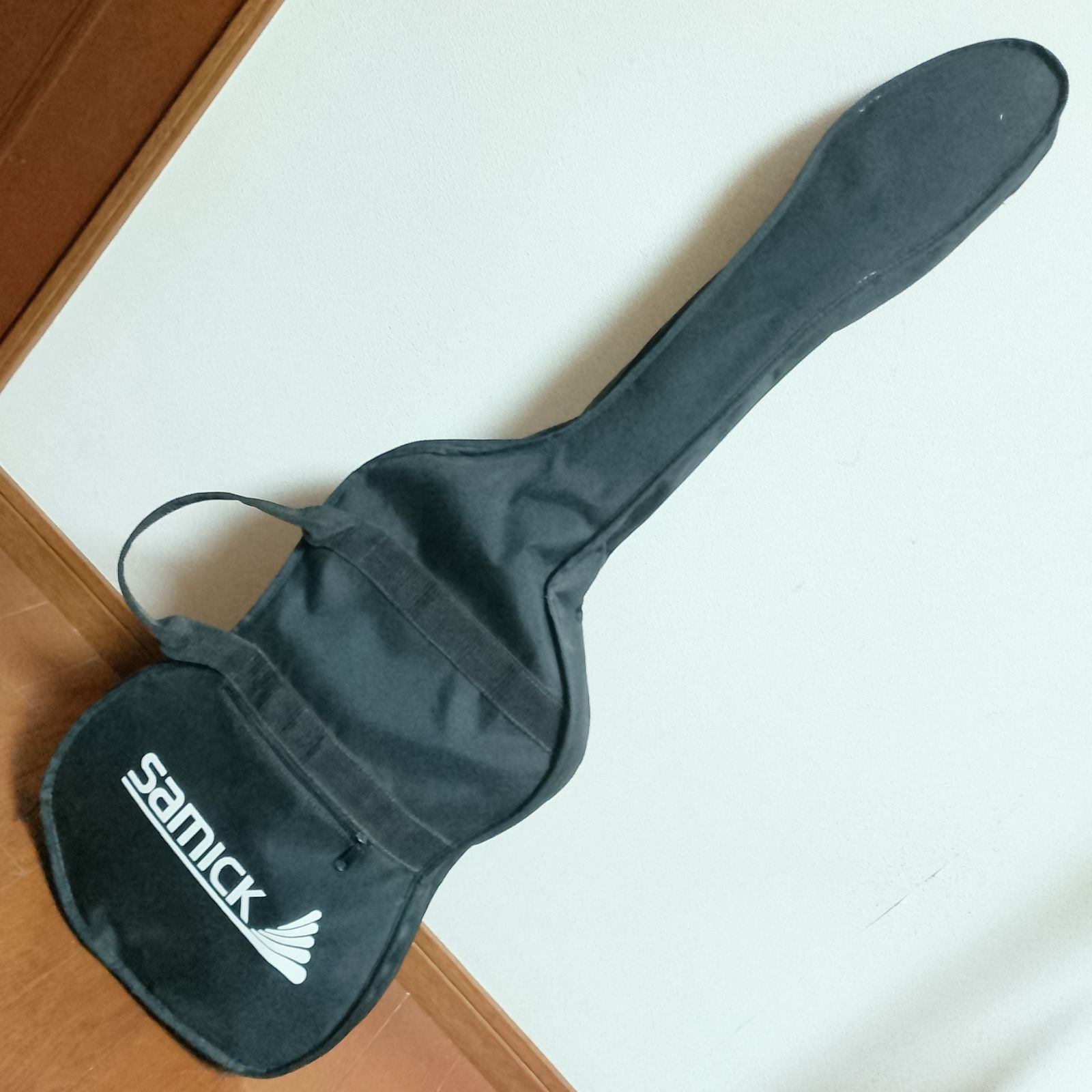 美品 Samick LS-11/3SB ストラトキャスタータイプ エレキギター - メルカリ