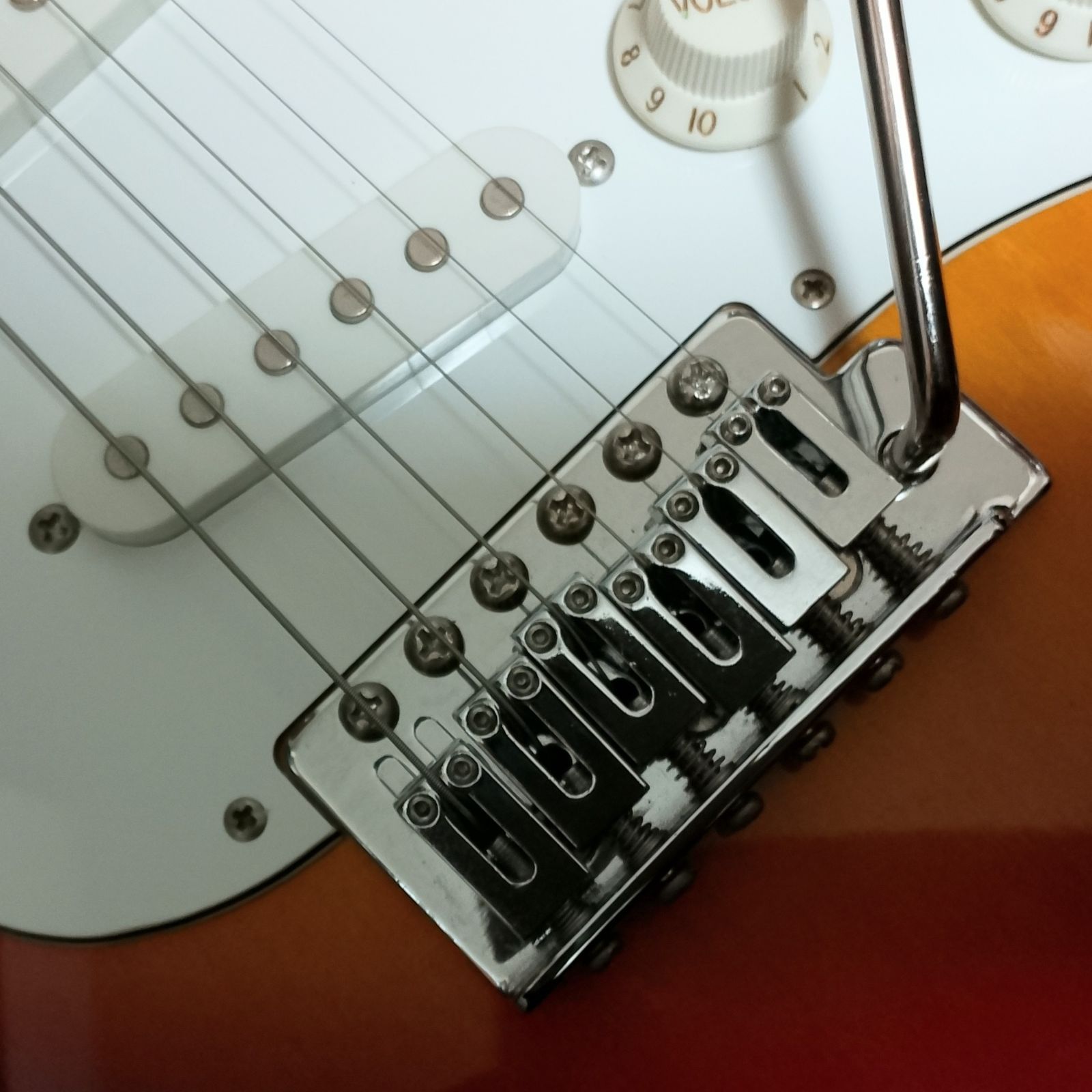 美品 Samick LS-11/3SB ストラトキャスタータイプ エレキギター - メルカリ