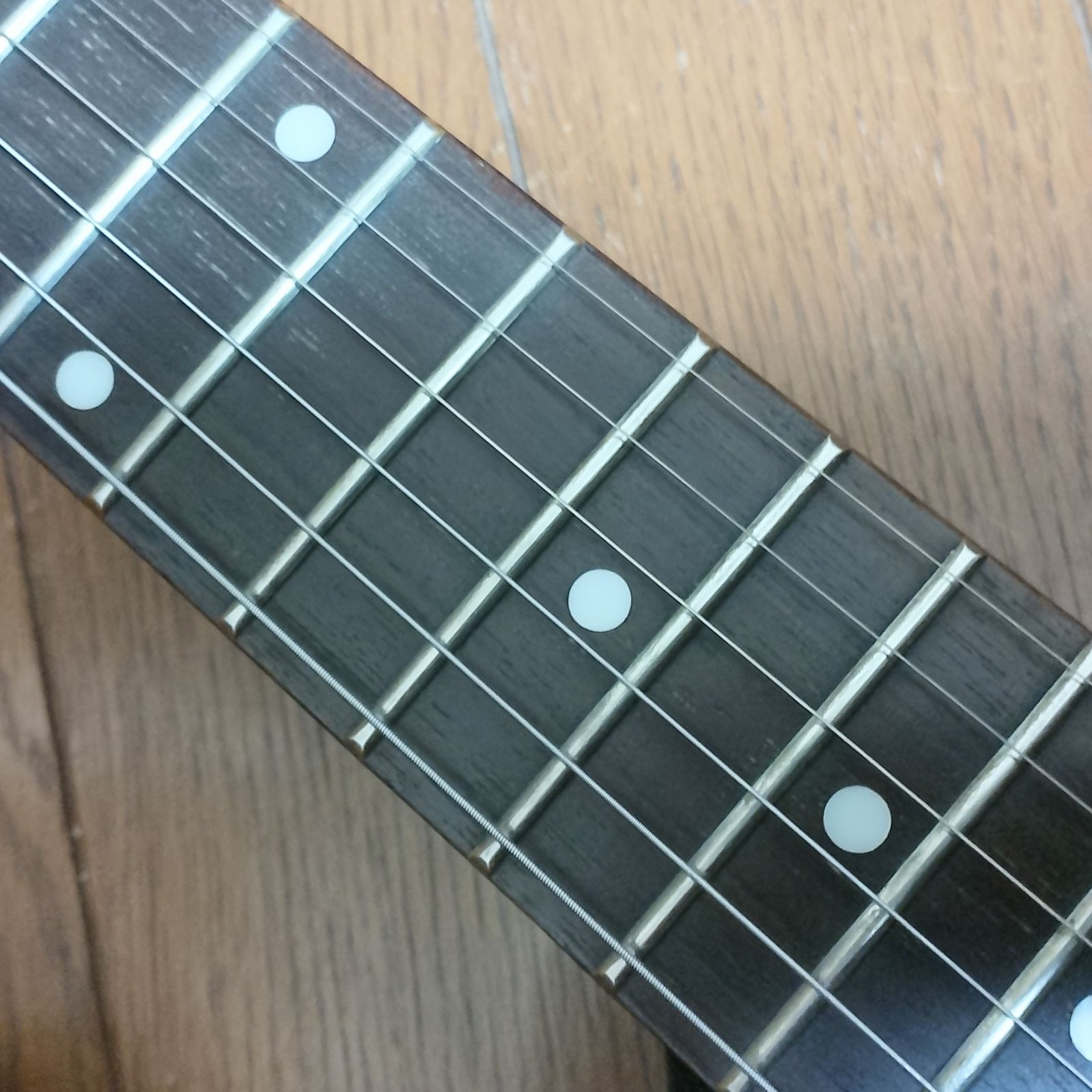 美品 Samick LS-11/3SB ストラトキャスタータイプ エレキギター - メルカリ