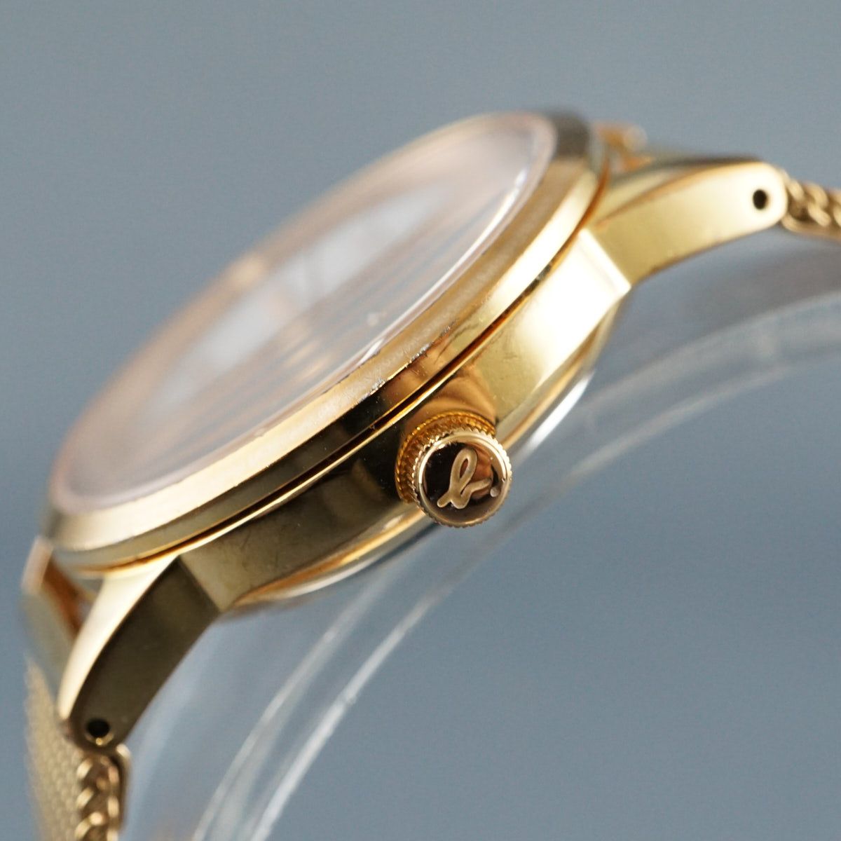 agnes b. アニエスベー 腕時計 V117-KNY0 ソーラー USED美品 ゴールド