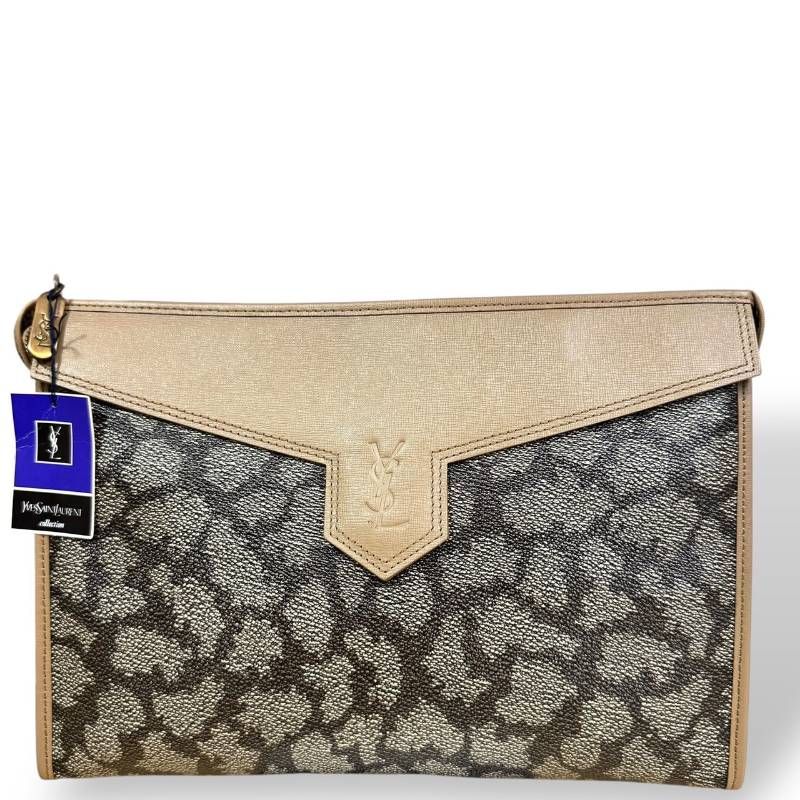 新品未使用☆Yves Saint Laurent イヴ・サンローラン YSL ☆ クラッチ