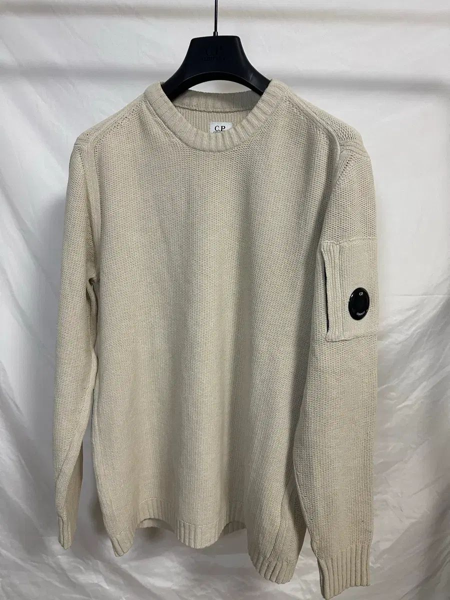 C.P. COMPANY シーピーカンパニー レンズワッペン アイボリー ニット