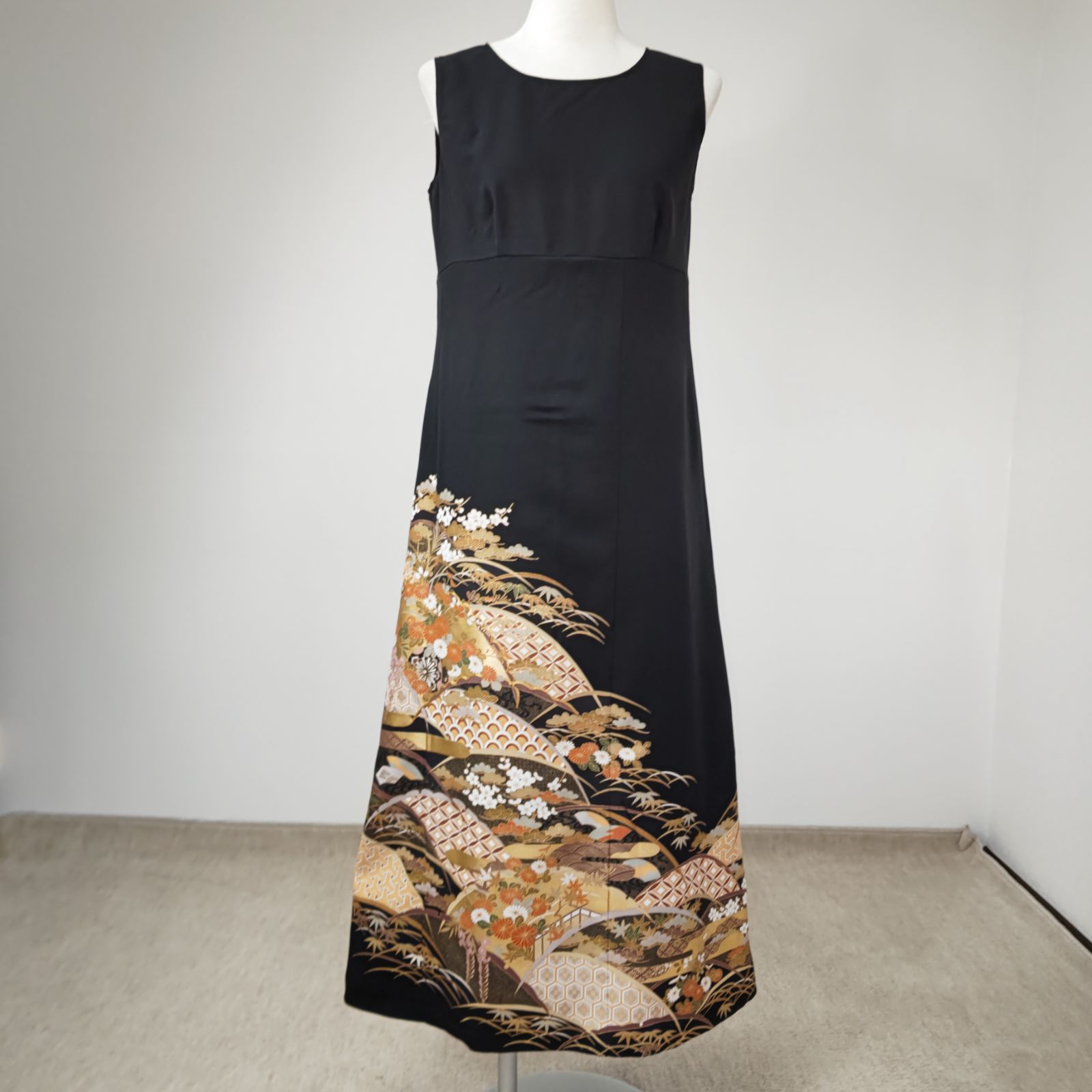 zunezune 留袖ドレス ノースリーブ スカート裏付 着物リメイク 金彩花