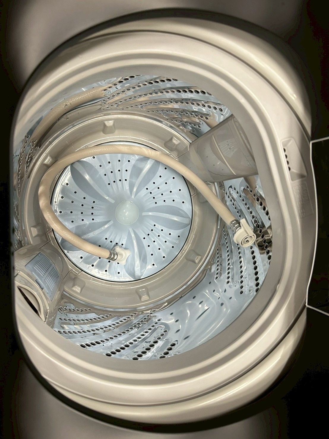 大阪送料無料☆3か月保障付き☆洗濯機☆ハイセンス☆5.5kg☆2023年☆HW