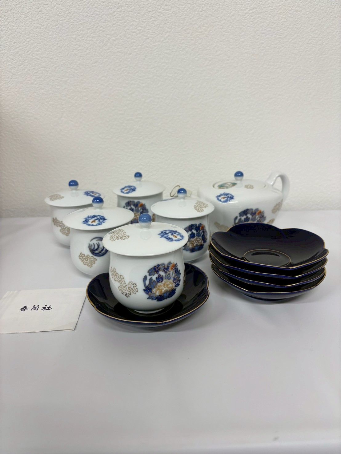  香蘭社 金ミル花丸紋 ポット型急須 湯呑揃 蓋付き湯呑 茶托付き 共 き その他 キッチン 食器