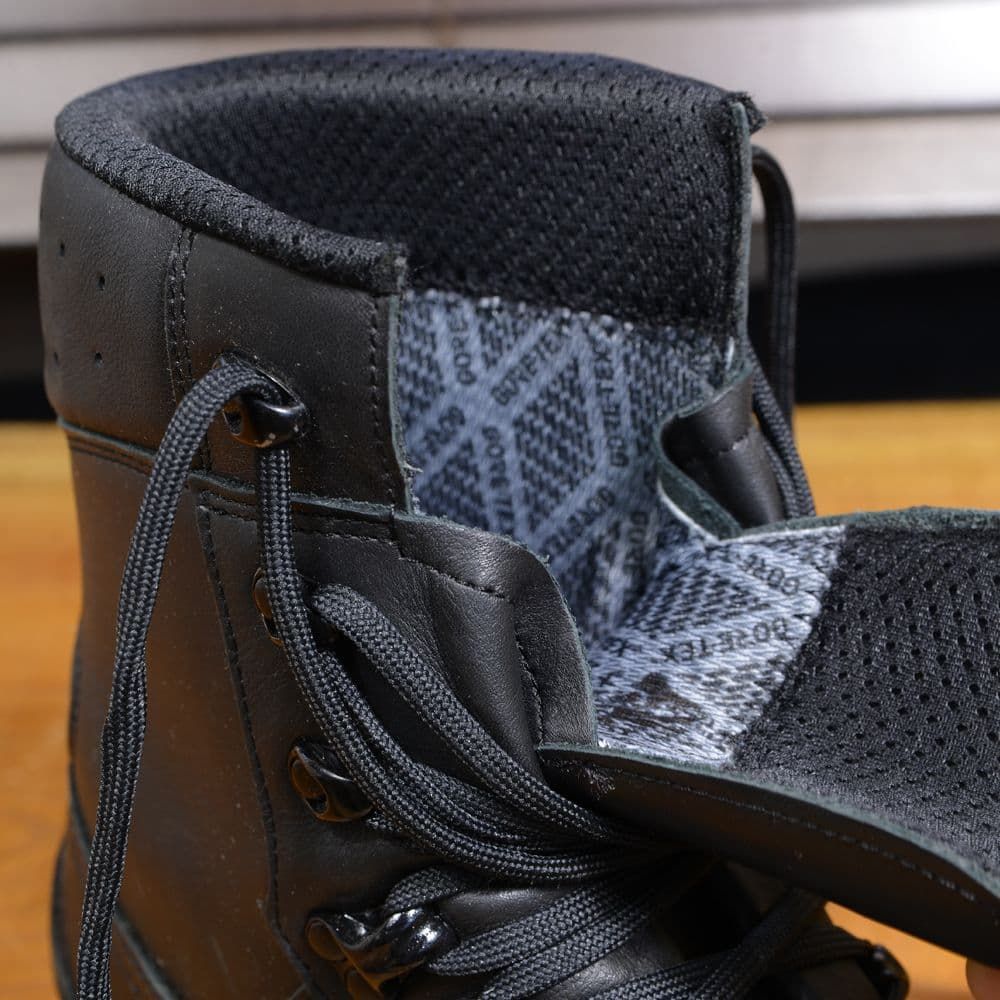 ドイツ軍放出品 コンバットブーツ LOWA製 2018年モデル GORE-TEX [ 6.5