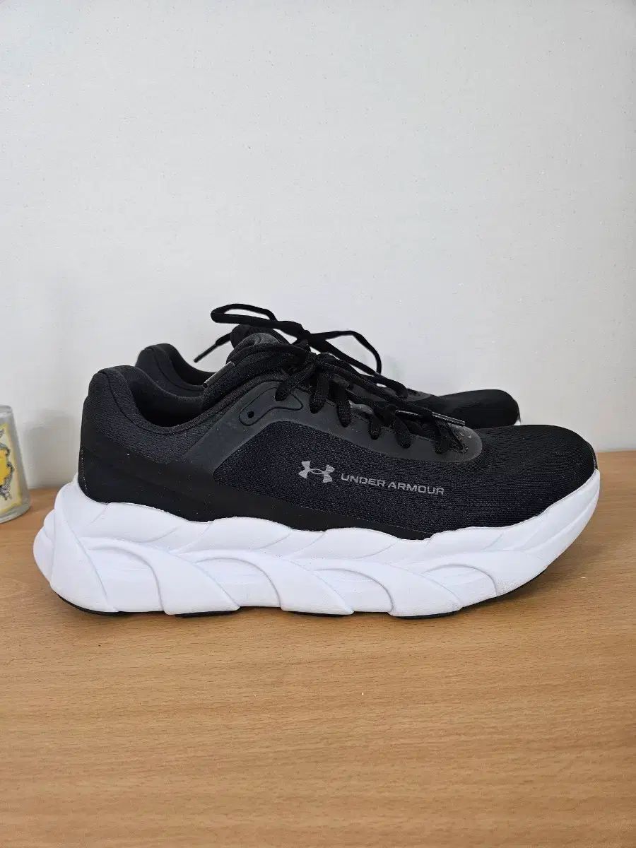  UNDER ARMOUR アンダーアーマー ヘイロー ランナー ランニングシューズ み 登山靴 トレッキングシューズ アウトドアシューズ