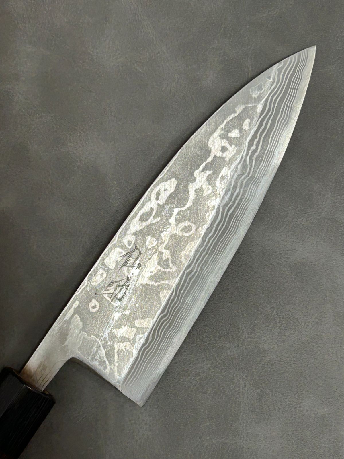 訳あり 仙助 包丁 出刃 ダマスカス 安来鋼青紙２号 １６５ｍｍ 紫檀シノギ柄 3