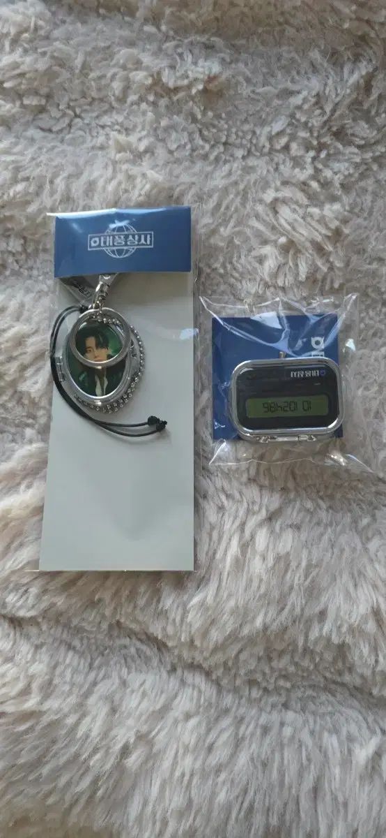 イ ジュノ LEE JUNHO タイフーン ポップアップ グッズ BBIBBI マルチケース ミラーキーホルダー