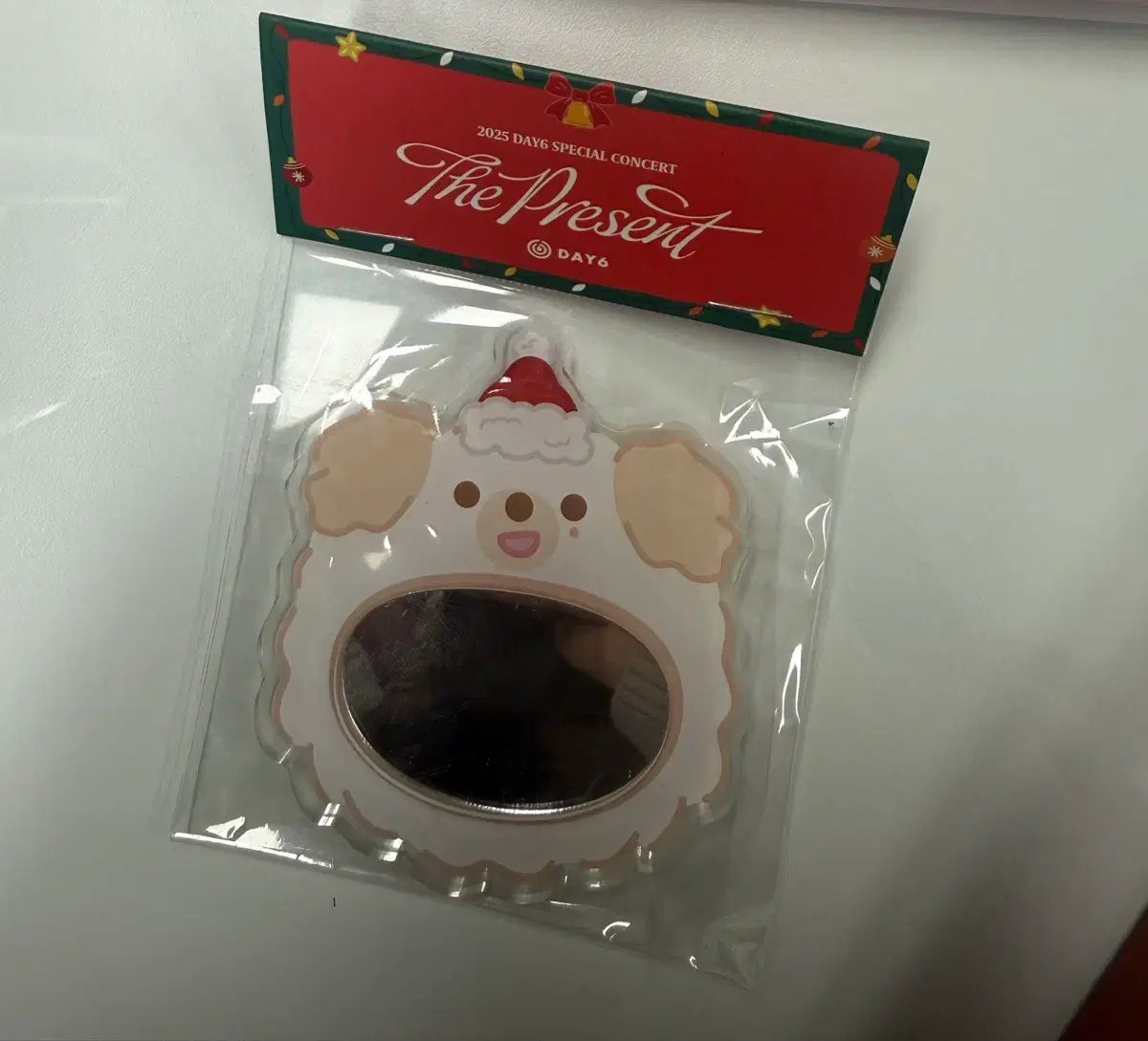 DAY6（デイシックス）ドウン（DOWOON） コンサートミラー マデジョーン